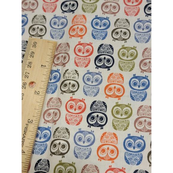 Colorful Owl White Cotton Fabric Woodland Owls 2 Yards 12 Inches New - Picture 4 of 4